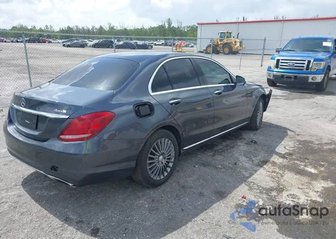 2015 Mercedes-Benz C 300 4Matic/Luxury 4Matic/Sport 4Matic из США, поврежденный, VIN 55SWF4KB0FU023429